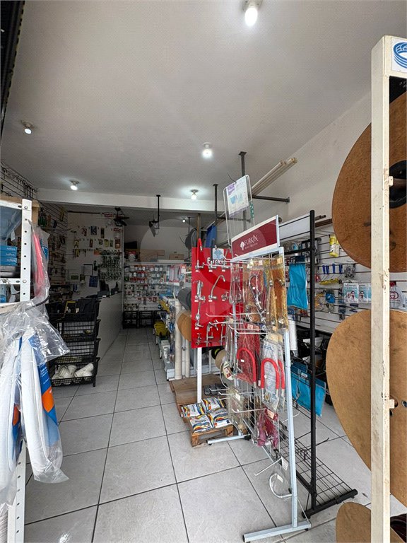 Salão para alugar em Vila Acoreana, Poá, SP