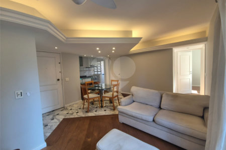 Apartamento Mobiliado, e Aconchegante, Bem Localizado
