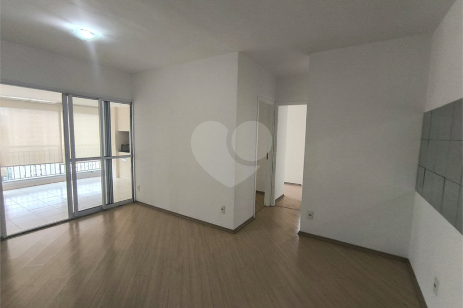 Apartamento à venda com 3 quartos, sendo 1 suíte, em Tucuruvi, São Paulo, SP