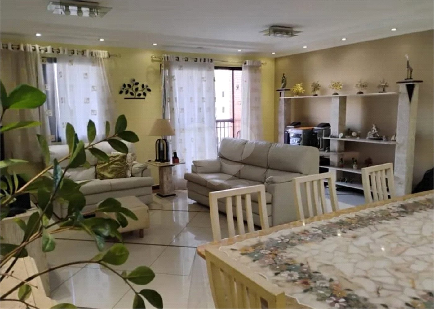 Apartamento à venda com 4 quartos, sendo 1 suíte, em Cidade São Francisco, São Paulo, SP