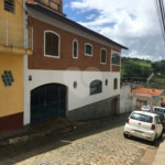 Casa à venda com 4 quartos, sendo 1 suíte, no Centro, Piracaia, SP
