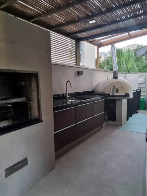 Casa à venda com 3 suítes no condomínio Solares Vila Europa, São Paulo - SP