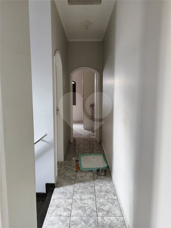 Casa à venda com 4 quartos, sendo 1 suíte, em Jardim Leila, Guarulhos, SP
