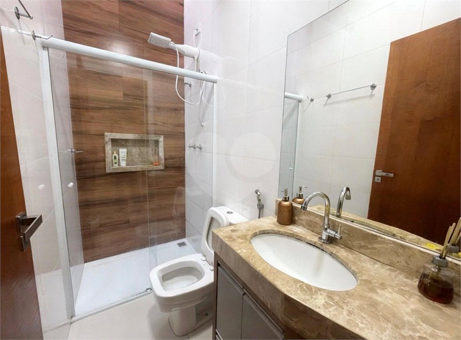 Casa à venda com 3 quartos, sendo 1 suíte, em Jardim Residencial Veneza, Indaiatuba, SP