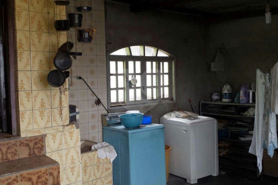 Casa à venda com 3 quartos, sendo 1 suíte, em Itaquera, São Paulo, SP