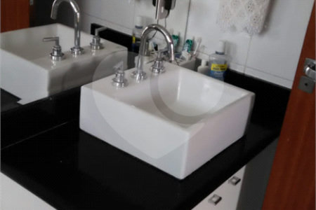 Casa à venda com 3 quartos, sendo 1 suíte, no Centro, Araçoiaba da Serra, SP