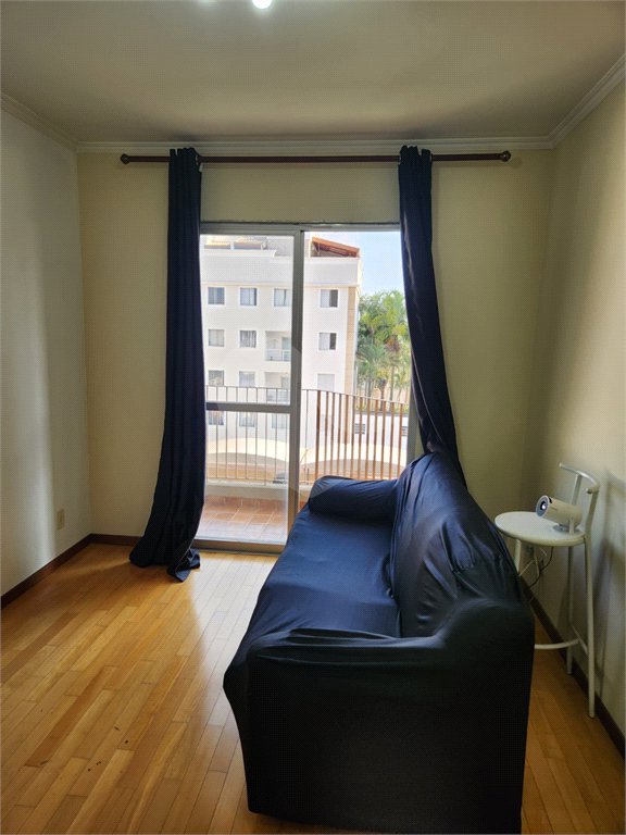 Apartamento à venda com 3 quartos, sendo 1 suíte,  em Jardim Simus, Sorocaba, SP