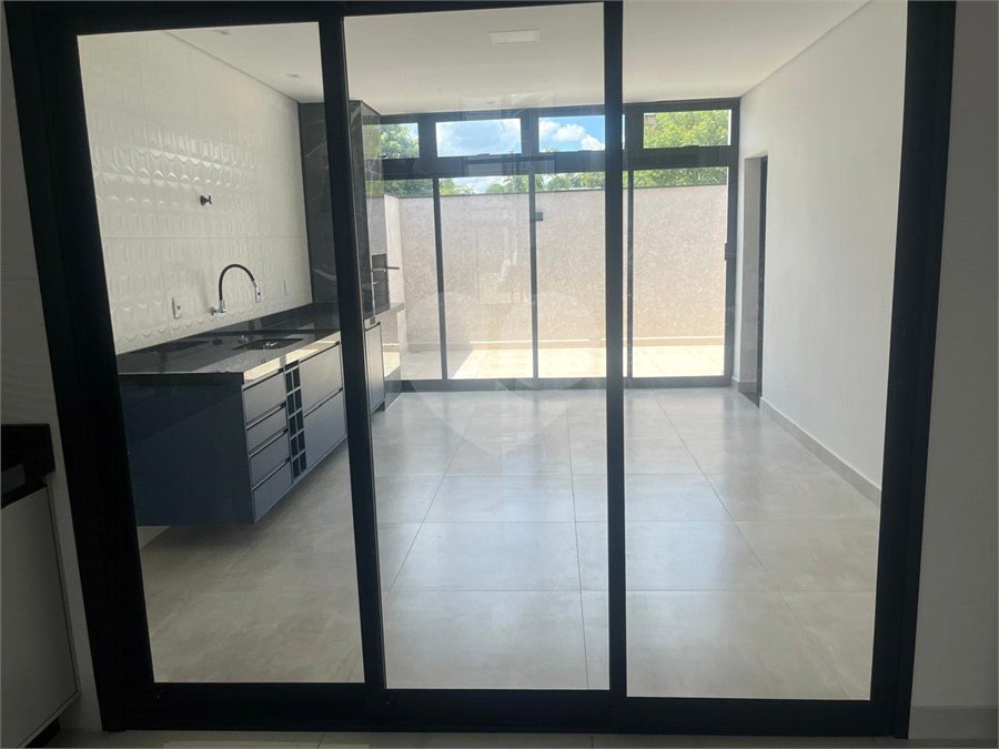 Casa à venda com 3 suítes no condomínio Campos do Conde I e II, Sorocaba - SP