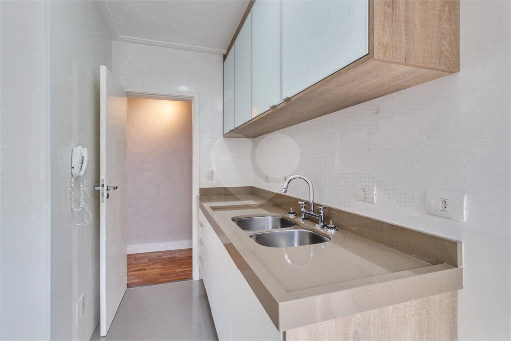 Apartamento à venda com 2 quartos, sendo 1 suíte,  em Santo Amaro, São Paulo, SP