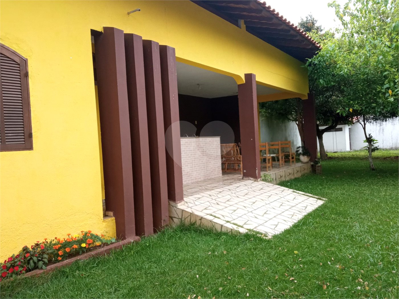Casa à venda com 4 quartos, sendo 1 suíte,  em Vila Bela Flor, Mogi das Cruzes, SP