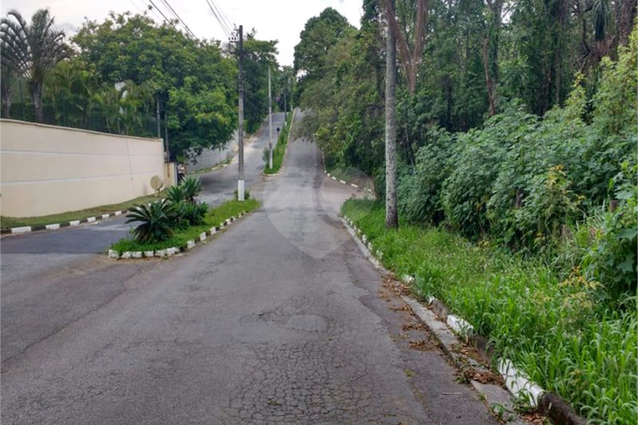 Terreno à venda no condomínio Alpes da Cantareira, Mairiporã - SP