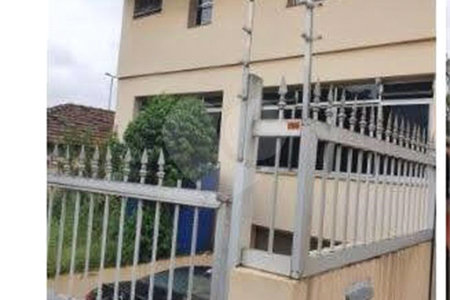 Sobrado à venda com 4 quartos, sendo 3 suítes,  em Jardim Petrópolis, São Paulo, SP