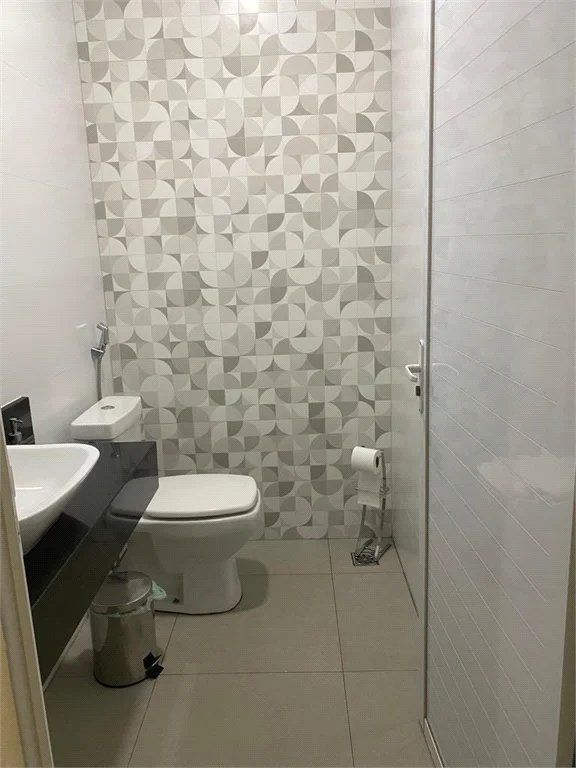 Sobrado à venda com 2 quartos, sendo 1 suíte, em Jardim Nova Germania, São Paulo, SP