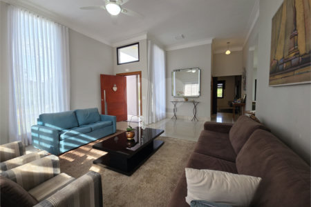 Casa à venda com 3 suítes no condomínio Village Ipanema I, Araçoiaba da Serra - SP