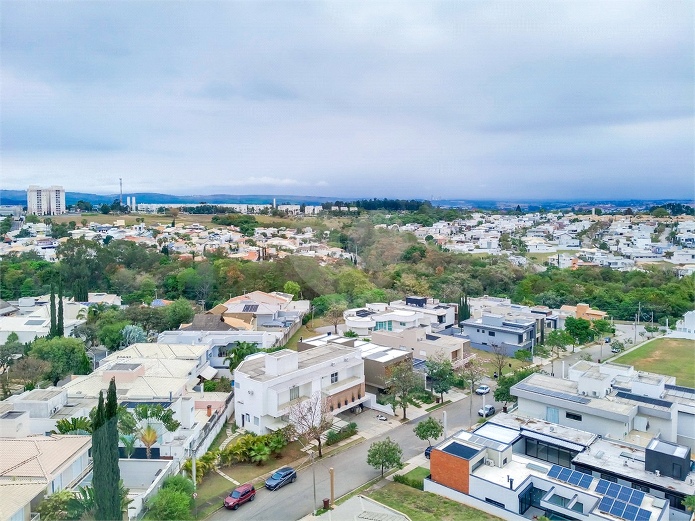 Apartamento à venda com 3 quartos, sendo 1 suíte, em Parque Campolim, Sorocaba, SP