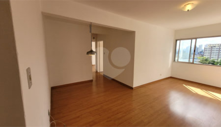 Apartamento à venda com 2 quartos em Santo Amaro, São Paulo, SP