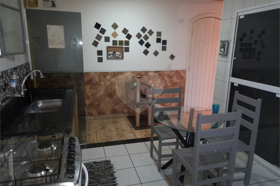 Sobrado à venda com 3 quartos, sendo 2 suítes, em Vila Guilherme, São Paulo, SP