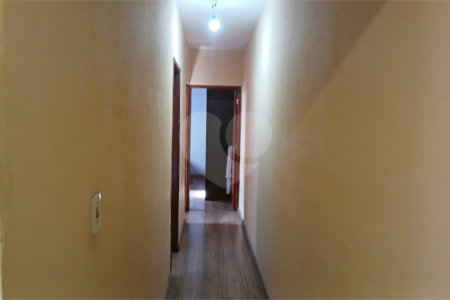 Casa à venda na região do Santa Felícia.