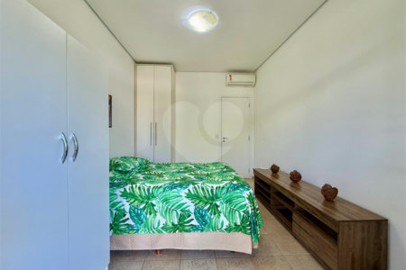 Apartamento Duplex bem localizado com 3 Quartos à venda, 120m² - Enseada, Guarujá - SP