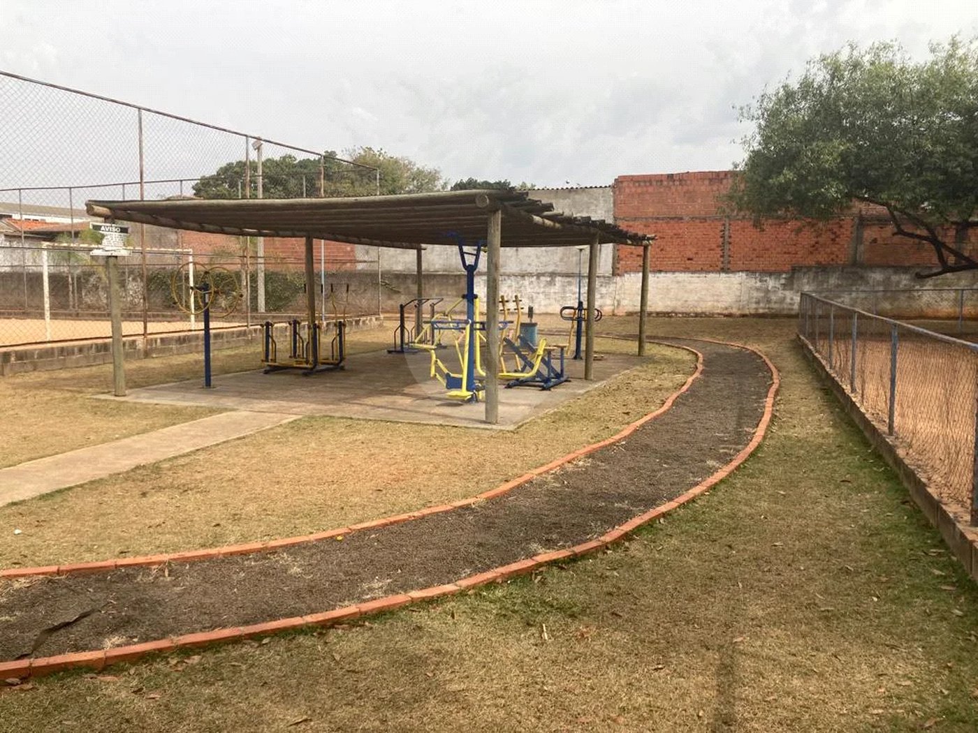 Casa à venda no Condominio Bertolin II
