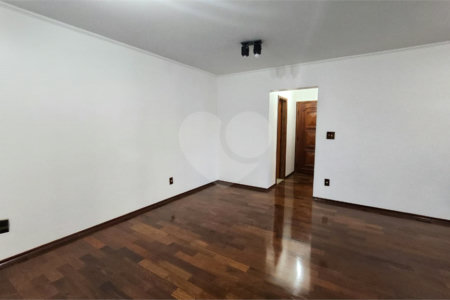 Apartamento à venda com 2 quartos no Centro, Araraquara, SP