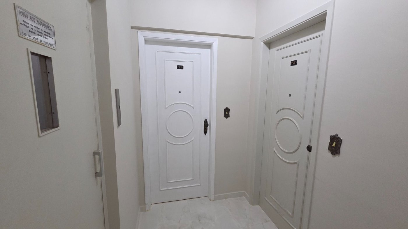 Apartamento com 3 dormitórios à venda, 105 m² por R$ 740.000,00 - Boqueirão - Santos/SP