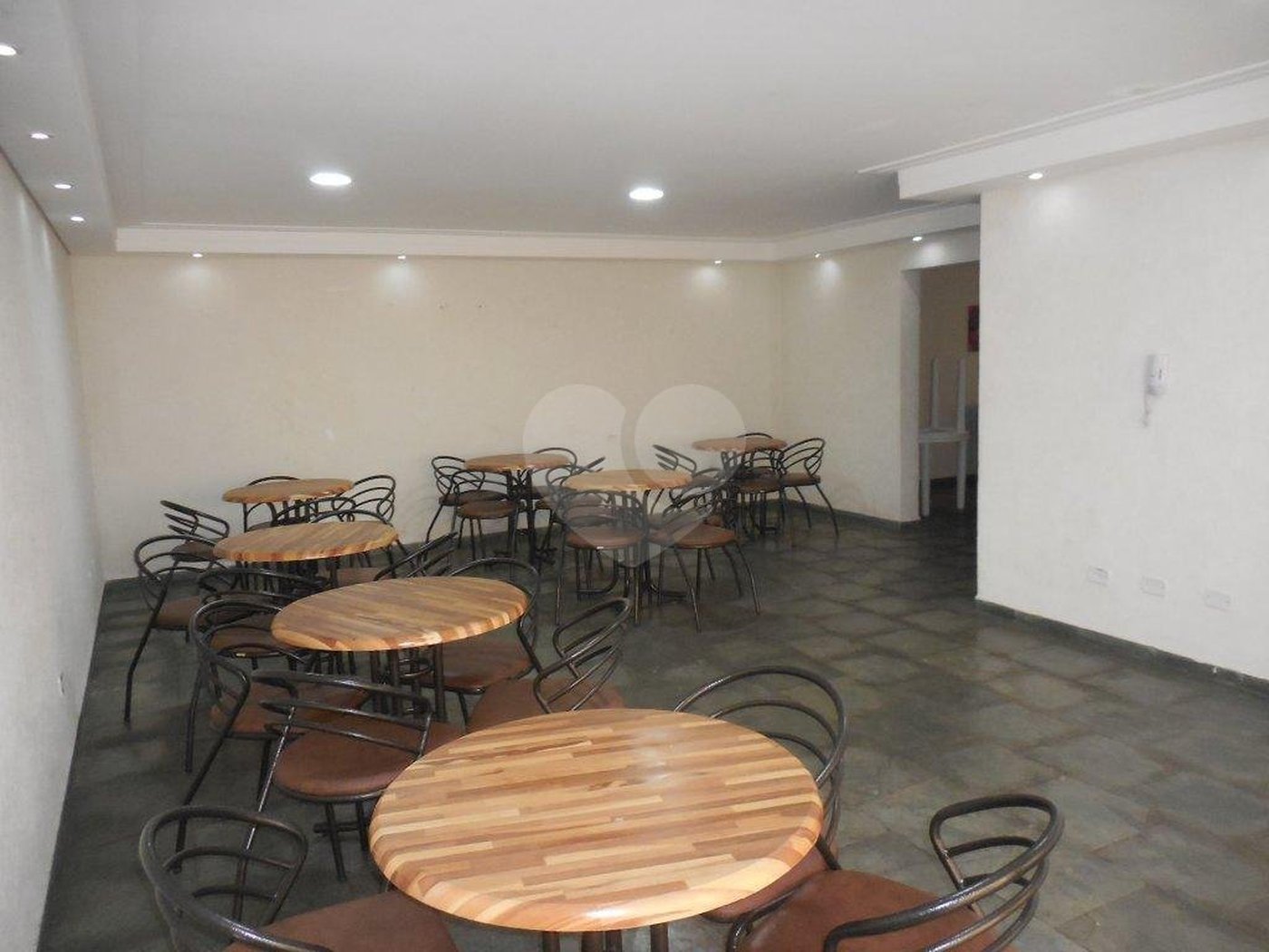 Casa à venda com 3 quartos, sendo 1 suíte, no condomínio Residencial Morada do Horto, São Paulo - SP