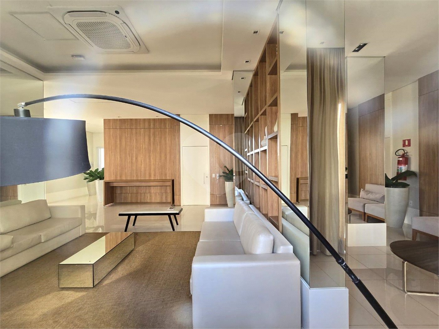 Apartamento à venda com 2 quartos, sendo 1 suíte, em Barra Funda, São Paulo, SP