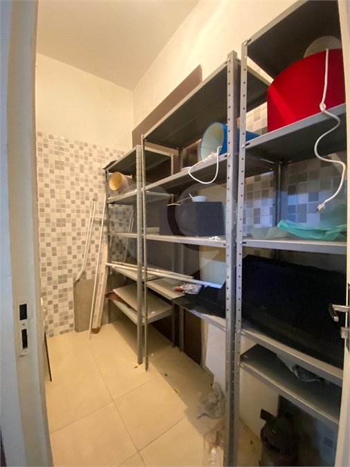 Casa à venda com 3 quartos, sendo 1 suíte, no condomínio Village Santa Cecilia, São Paulo - SP