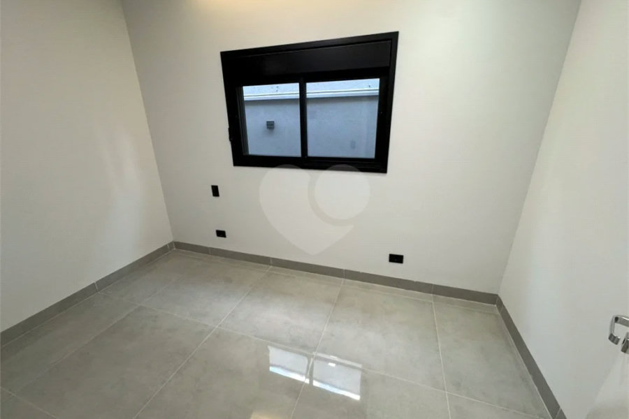 Casa Térrea NOVA 03 dormitórios sendo 1 suíte master – Condomínio, Piracicaba-SP.