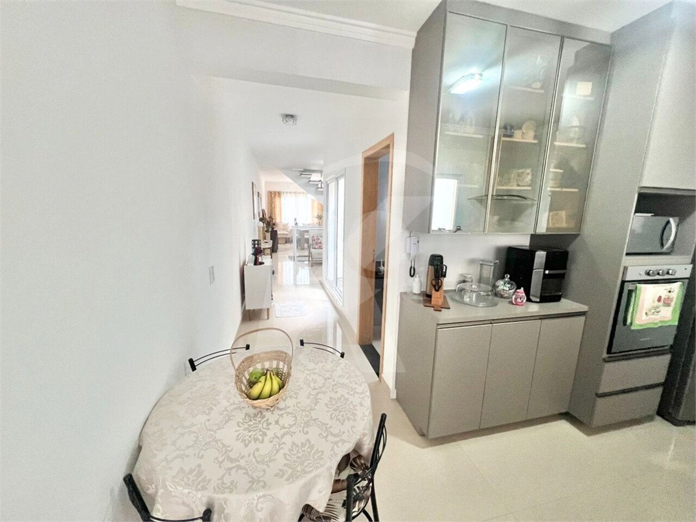 Sobrado à venda com 3 quartos, sendo 1 suíte,  em Tremembé, São Paulo, SP