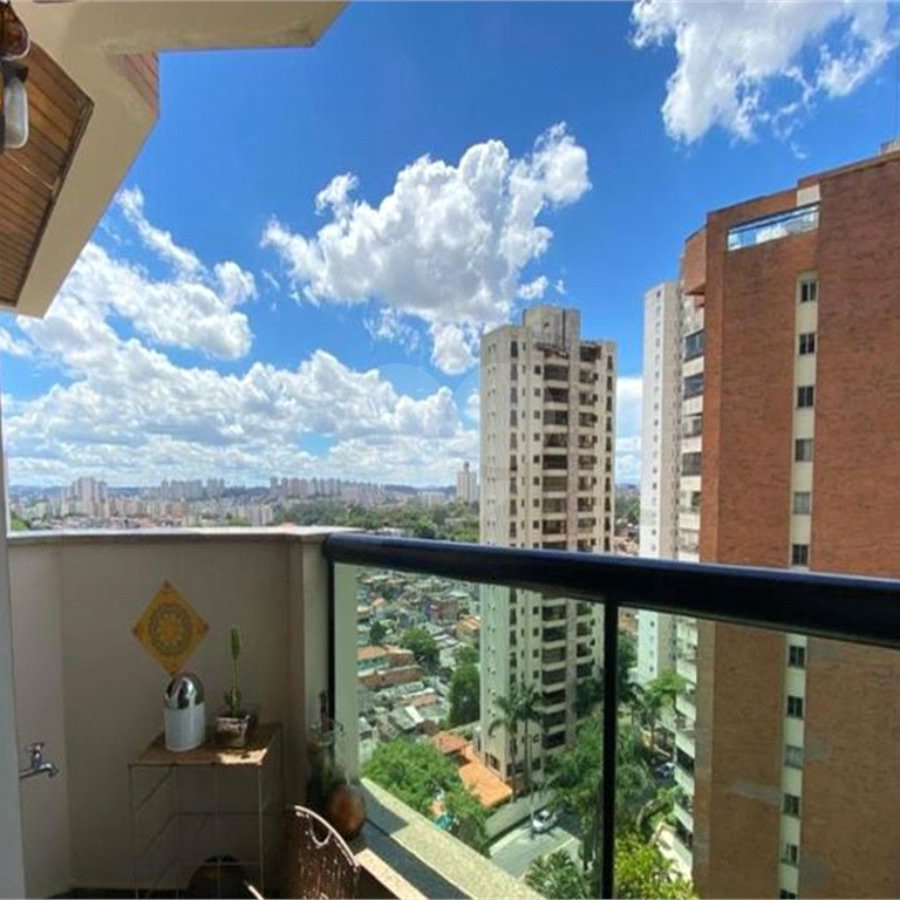 Apartamento à venda com 3 suítes em Vila Suzana, São Paulo, SP