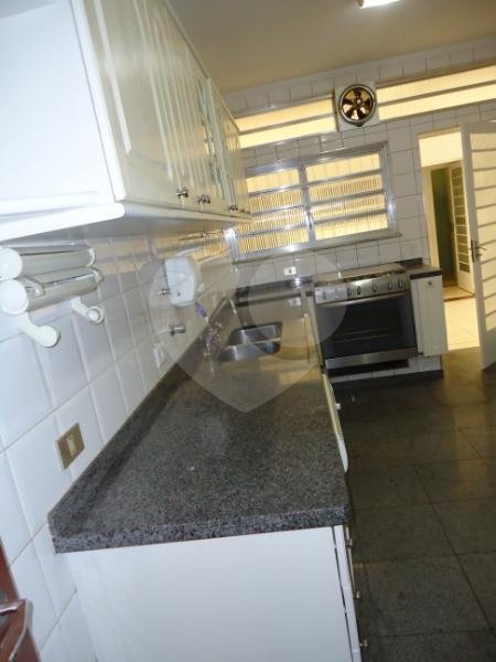 Casa Térrea à venda com 3 quartos, sendo 1 suíte,  em Vila Mariana, São Paulo, SP