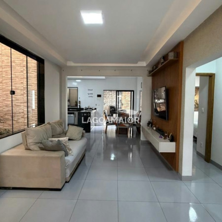 Casa à venda com 3 suítes em Jardim dos Ipes, Três Lagoas, MS