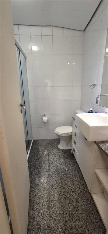 Casa à venda com 3 quartos, sendo 1 suíte,  no condomínio Townhouse Village Morumbi, São Paulo - SP