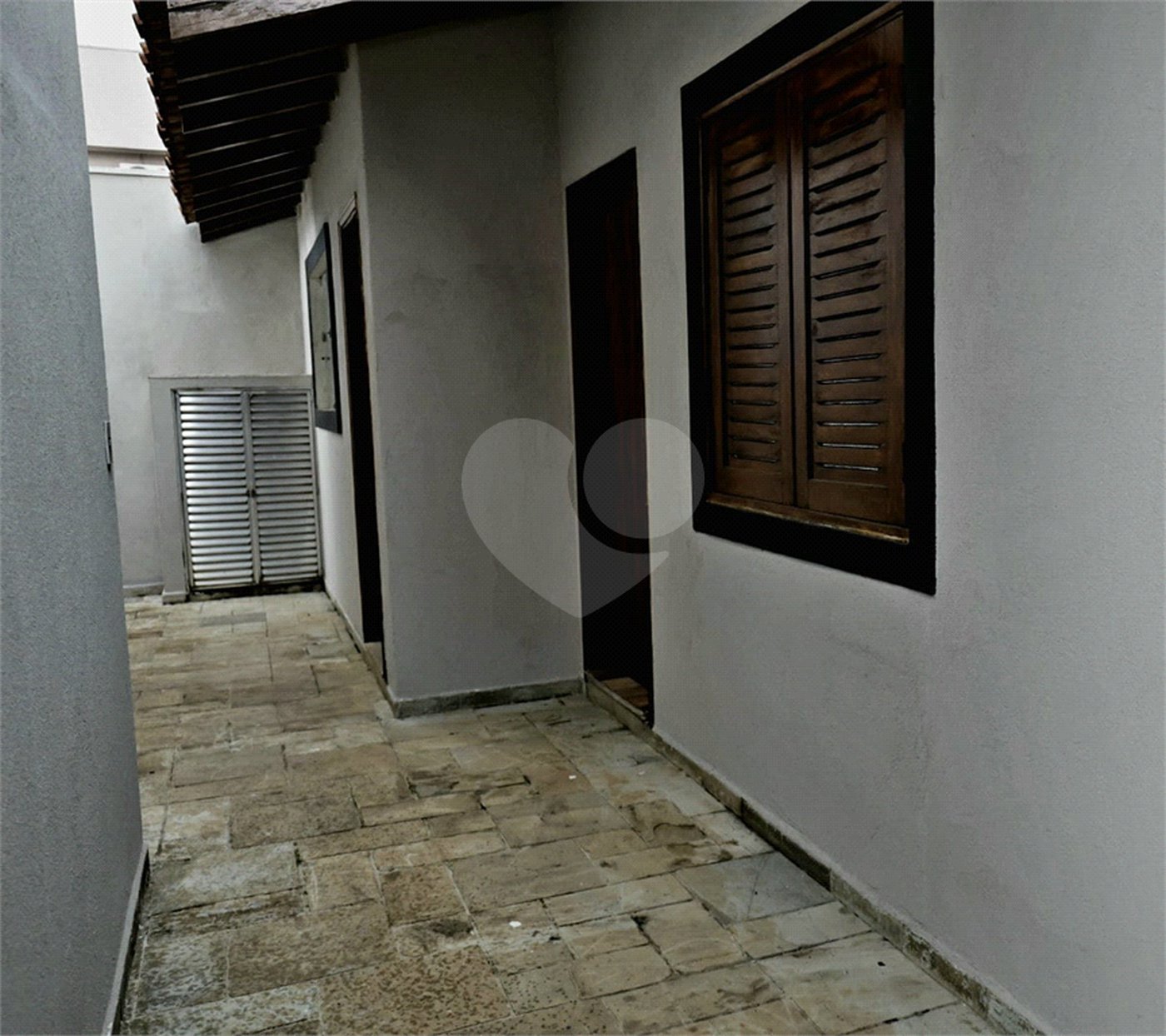 Casa à venda com 4 quartos, sendo 2 suítes, em Jardim São Bento, São Paulo, SP