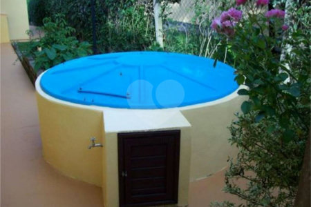 Casa à venda com 4 quartos, sendo 2 suítes, no condomínio Vinhas da Vista Alegre - Lado Sede, Vinhedo - SP