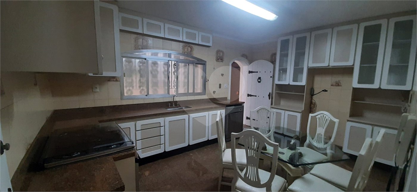 Sobrado à venda com 4 quartos, sendo 2 suítes, em Jardim França, São Paulo, SP