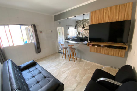 Casa à venda com 2 quartos, sendo 1 suíte, em Jardim Santa Inês, Suzano, SP