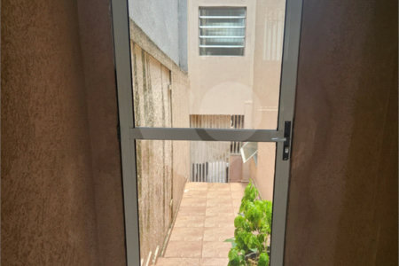 Sobrado à venda com 3 quartos em Vila Dalila, São Paulo, SP