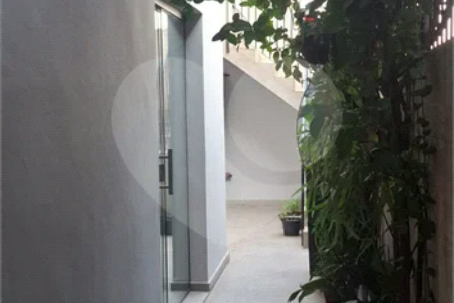 Casa à venda com 4 quartos, sendo 2 suítes, em Mandaqui, São Paulo, SP