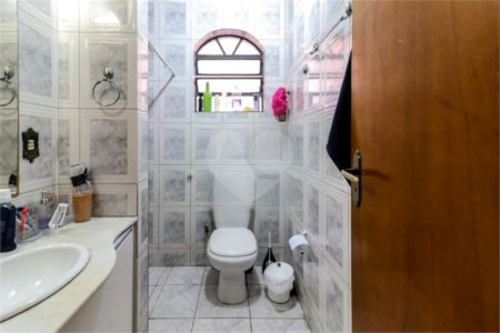 Sobrado à venda com 3 quartos, sendo 1 suíte, em Jardim Bonfiglioli, São Paulo, SP