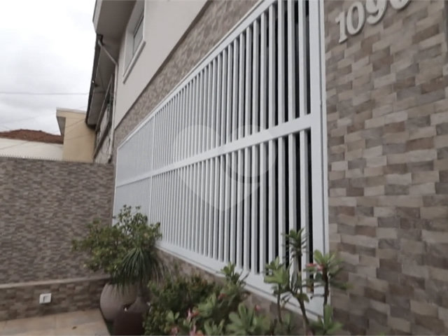 Sobrado à venda com 4 quartos em Vila Guilherme, São Paulo, SP
