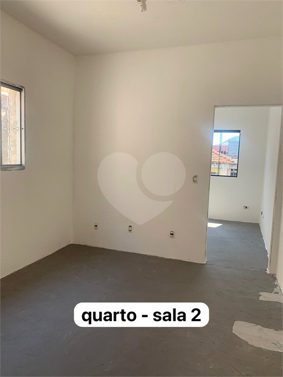 Casa à venda com 2 quartos em Vila Guedes, São Paulo, SP