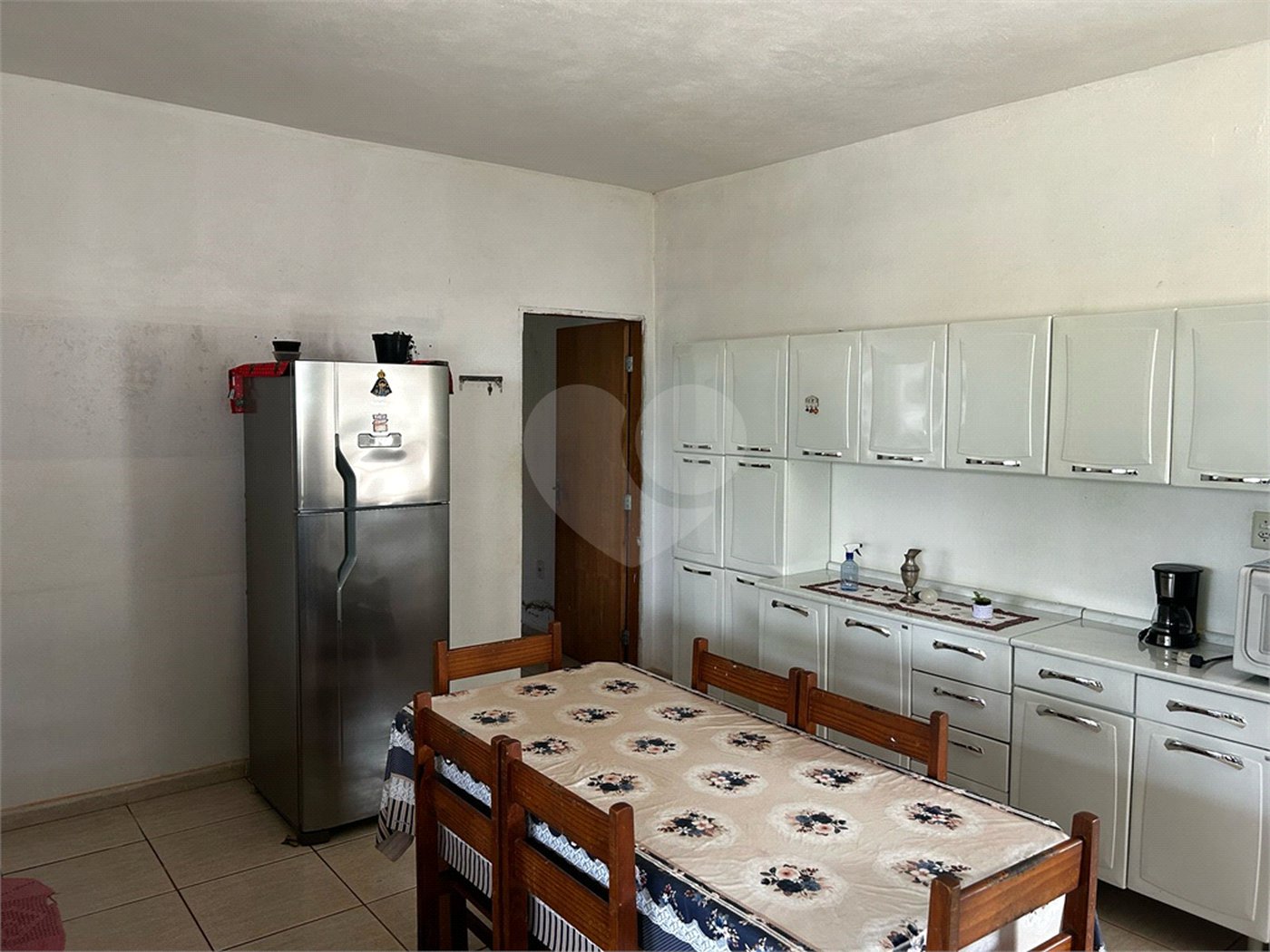 Sobrado à venda com 3 quartos, sendo 2 suítes, em Vila Mazzei, Itapetininga, SP