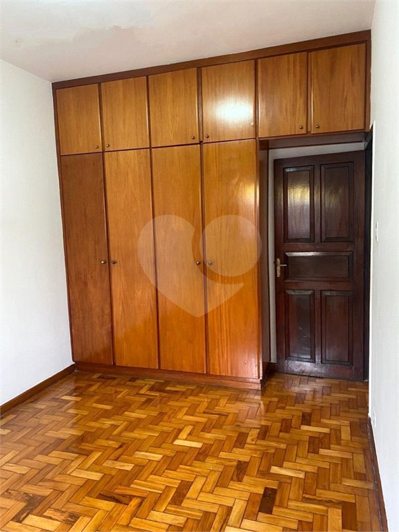 Casa à venda com 3 quartos em Vila Augusta, Guarulhos, SP