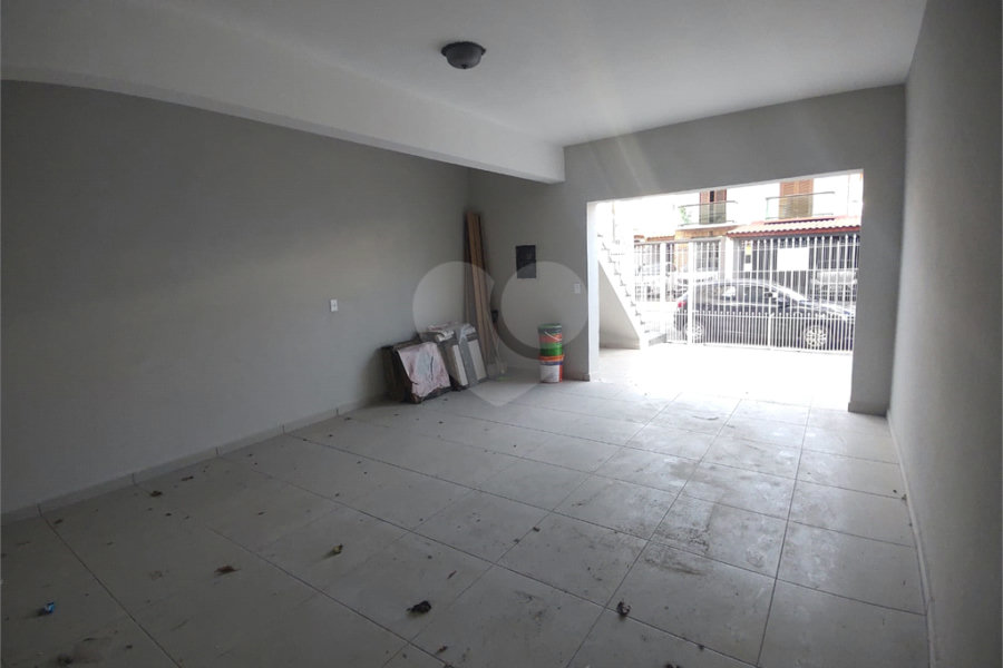 Sobrado à venda com 3 quartos, sendo 1 suíte, em Vila Nova Mazzei, São Paulo, SP
