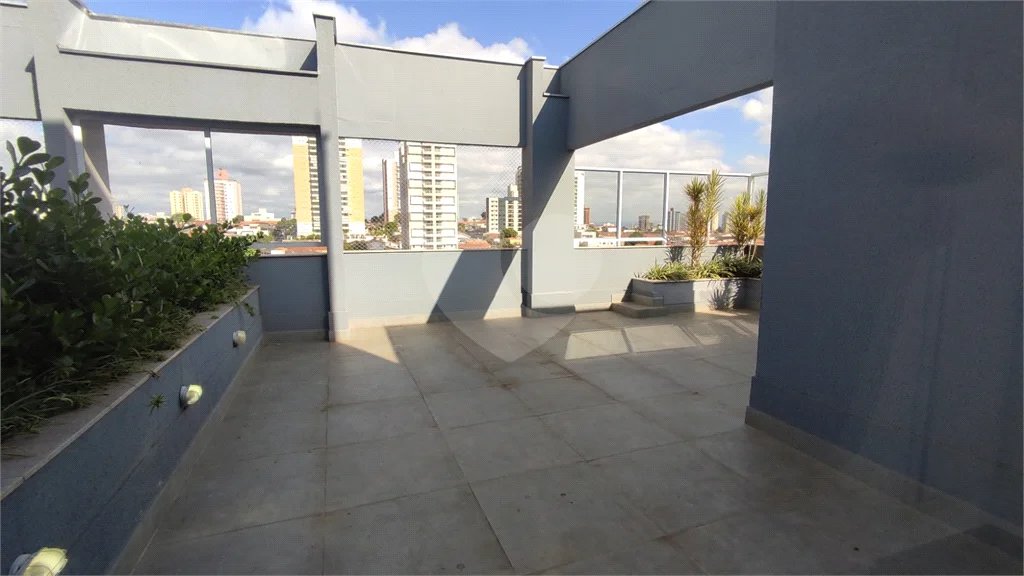 Vende-se apartamento no Edifício Residencial Flor do Ipê