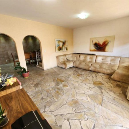 Casa à venda com 3 quartos, sendo 1 suíte, no Centro, Vinhedo, SP