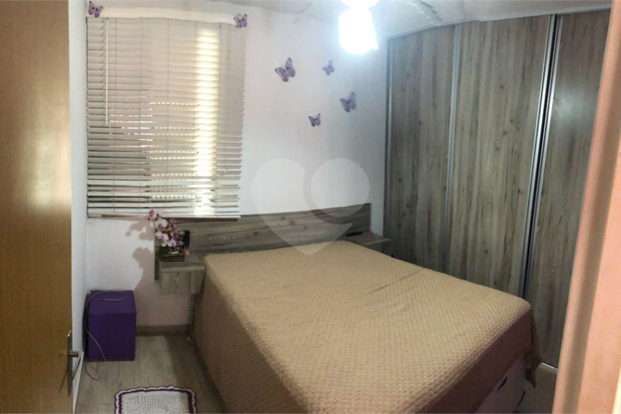 Apartamento à venda com 2 quartos em Parque Peruche, São Paulo, SP